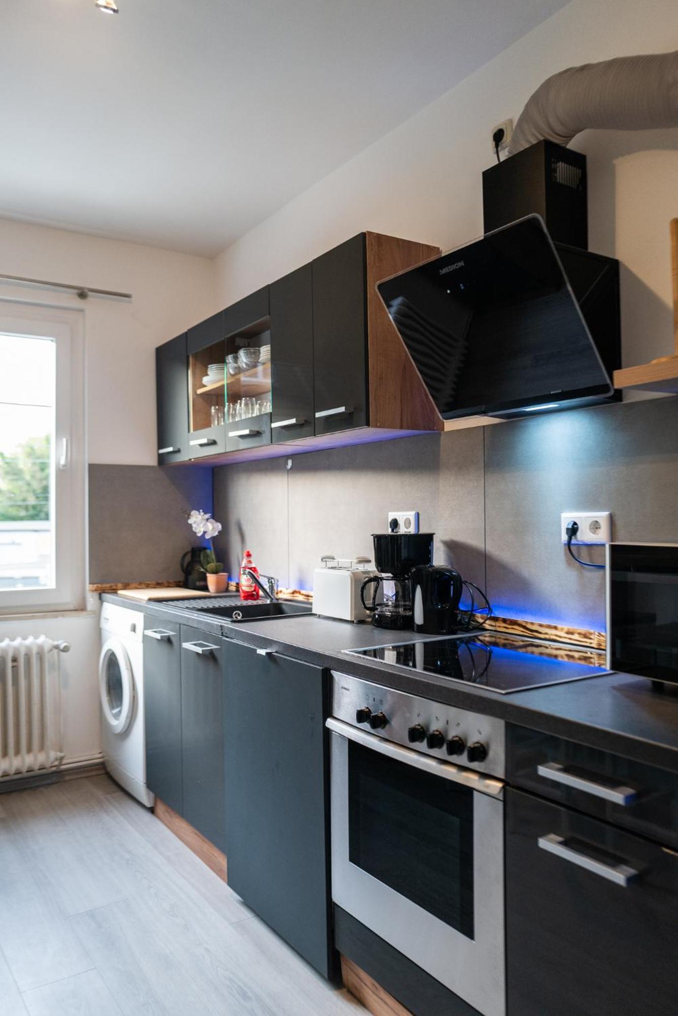 #412 Komfortable, Stilvolle Wohnung Fuer 6 Personen Muelheim an der Ruhr Exterior photo